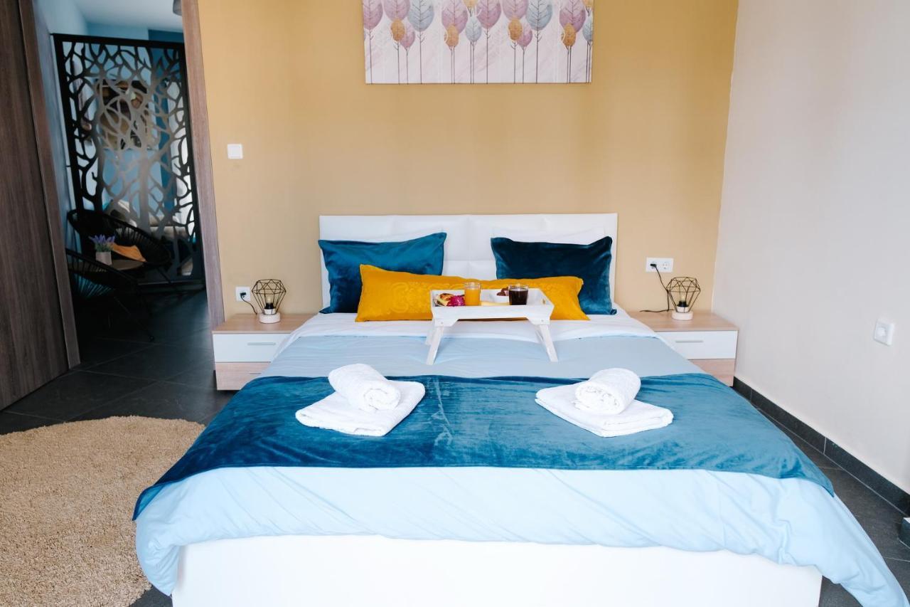 Violet City Center Apartments 카발라 외부 사진